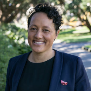 Kiri Allan T_R_9953 sq